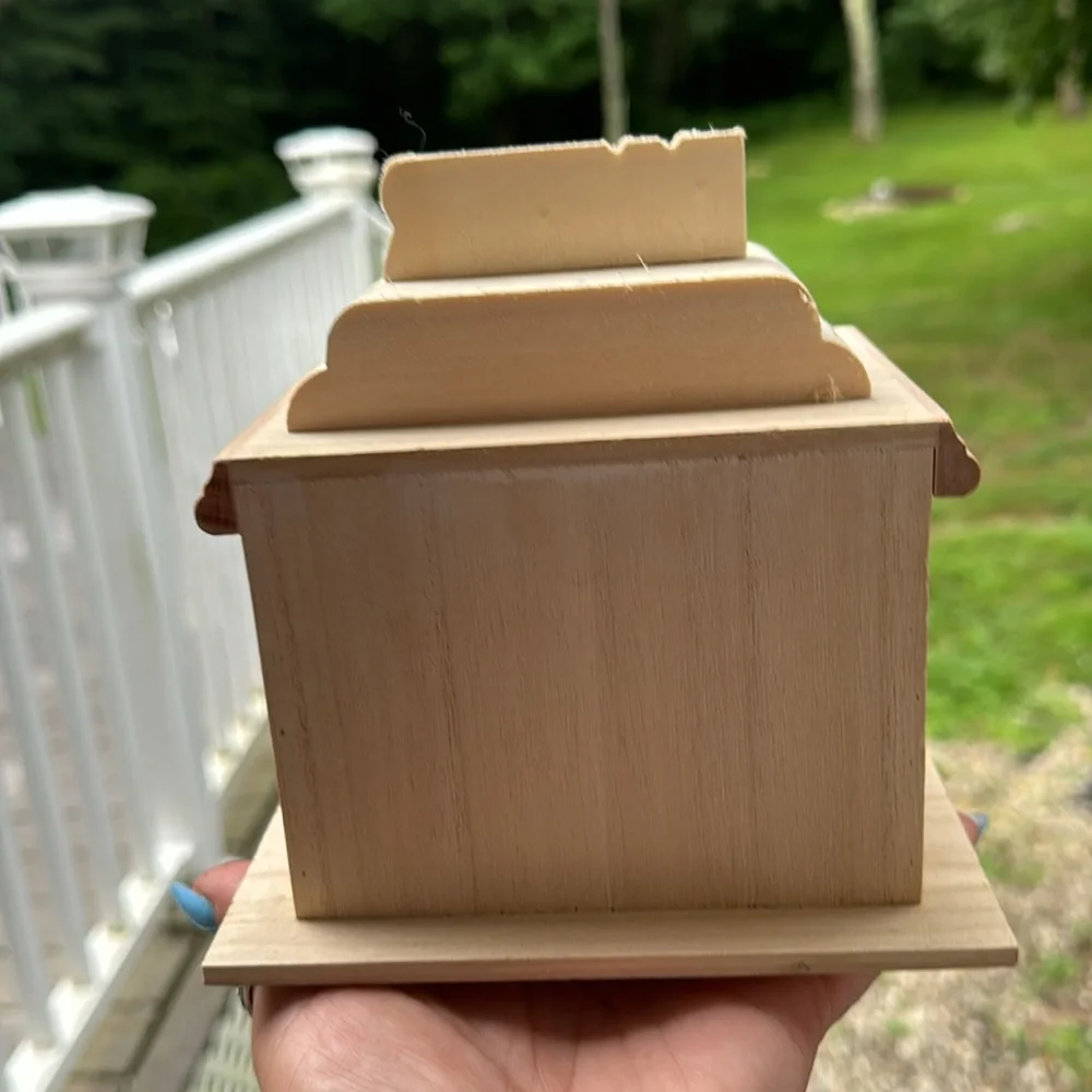 Bird house